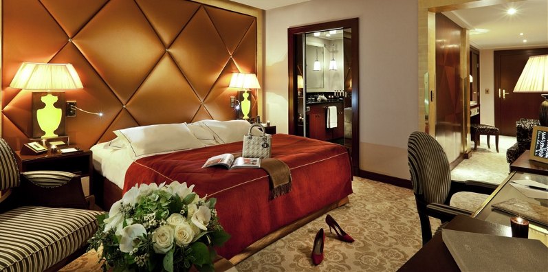 Hotel-Fouquet s-Barriere--Superior-Room
