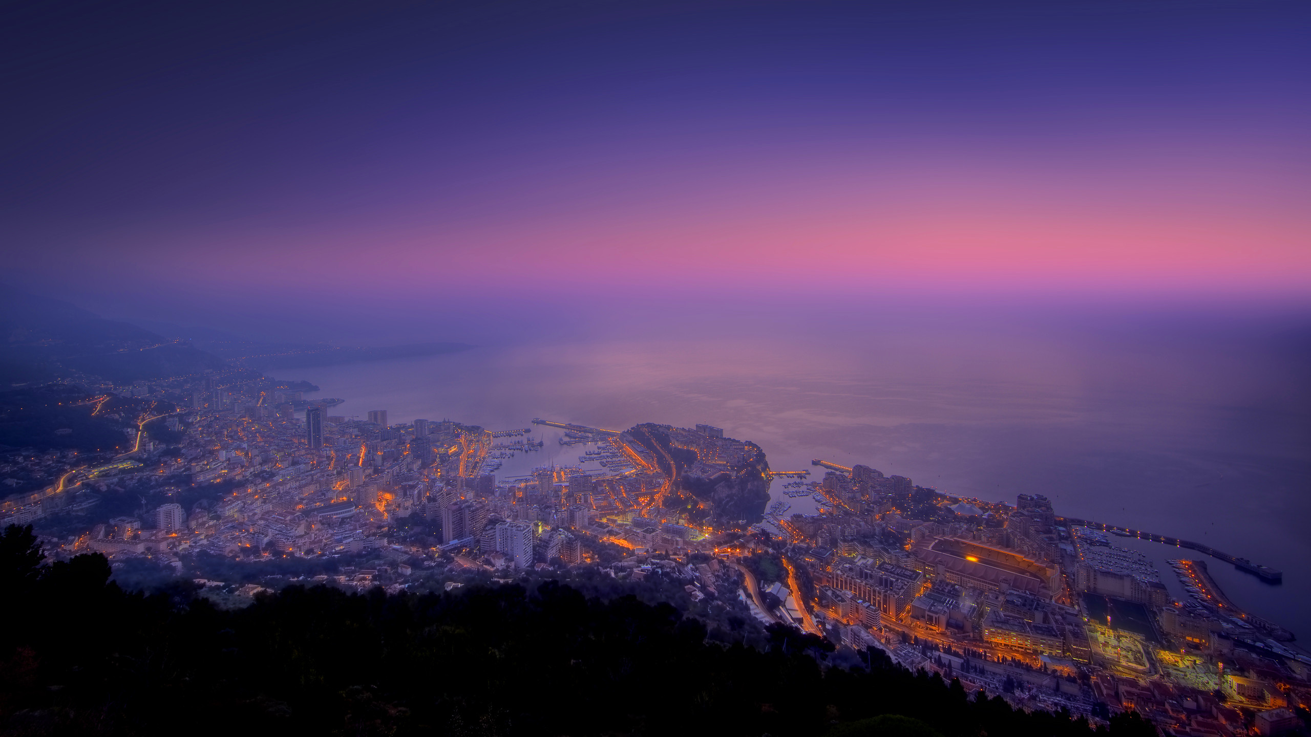 monaco-monte-carlo-in-late-sunset