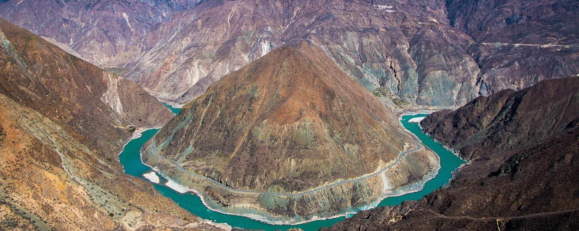金沙江大湾 · 白马雪山垭口
